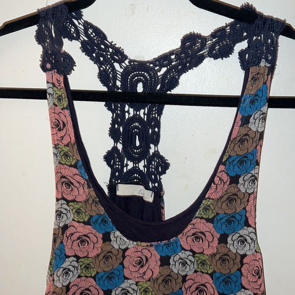 🌞 Sheer floral top over navy tunic top w crocheted embellishments Size: Small - Picture 3 of 5